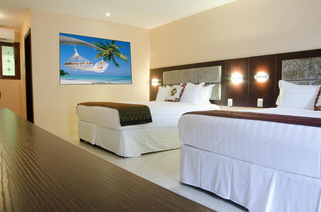 Grand Diamond Hotel Trinidad Piarco Exterior photo