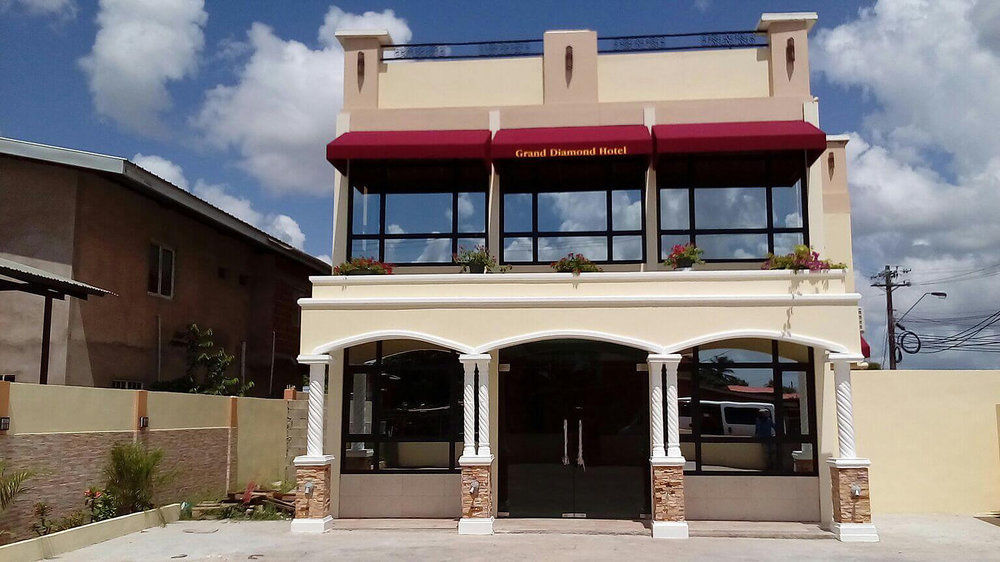 Grand Diamond Hotel Trinidad Piarco Exterior photo